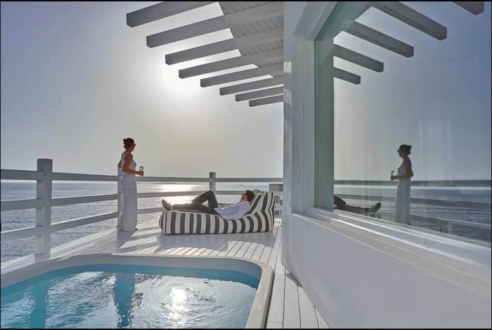 Romantic spa hotels in Santorini