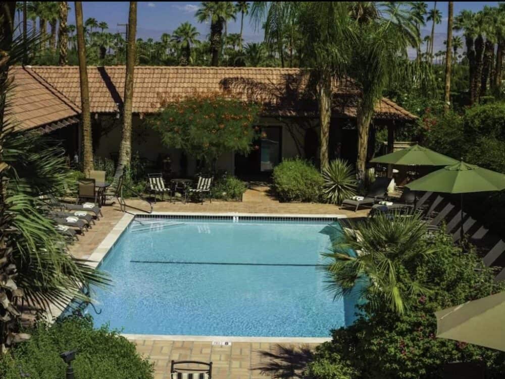 Pretty romantic Inn Palm Springs