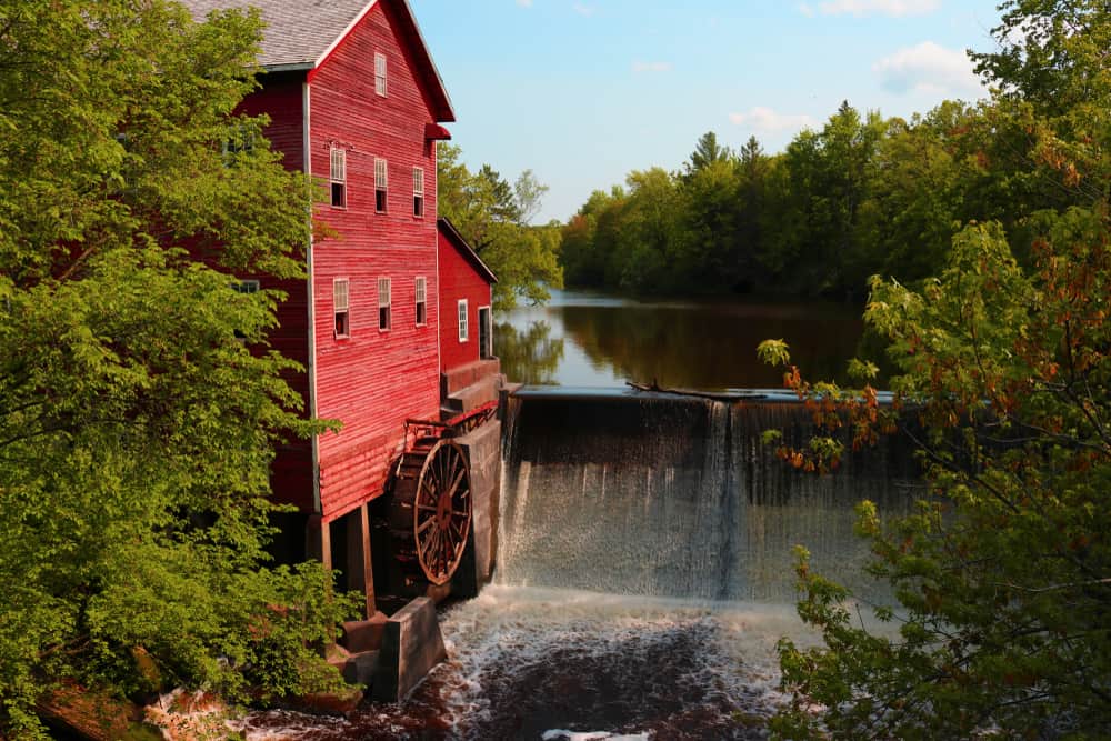 Dells Mill - beauty spots in Wisconsin