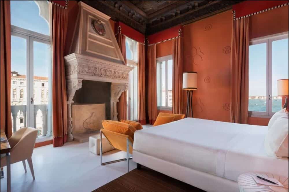 Romantic historic hotels in Venice