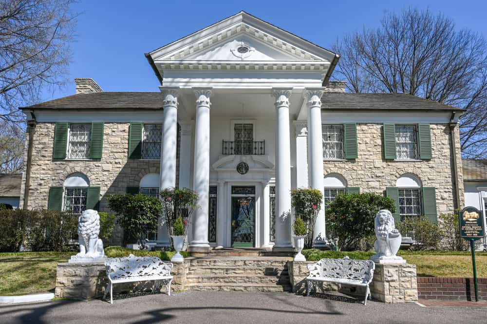 Graceland - top attractions in Tennessee