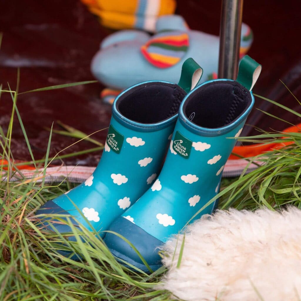 little green radicals cloud rain boots