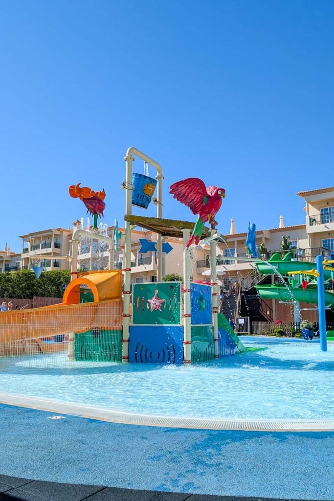 splash pool